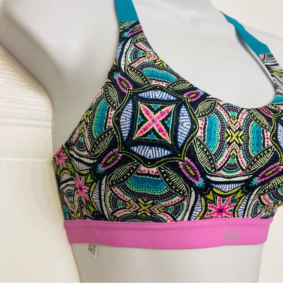 Victoria’s Secret VSX Sport Bra Teal Pink Geometric Print Crossback Size‎ 32B - Picture 2 of 8